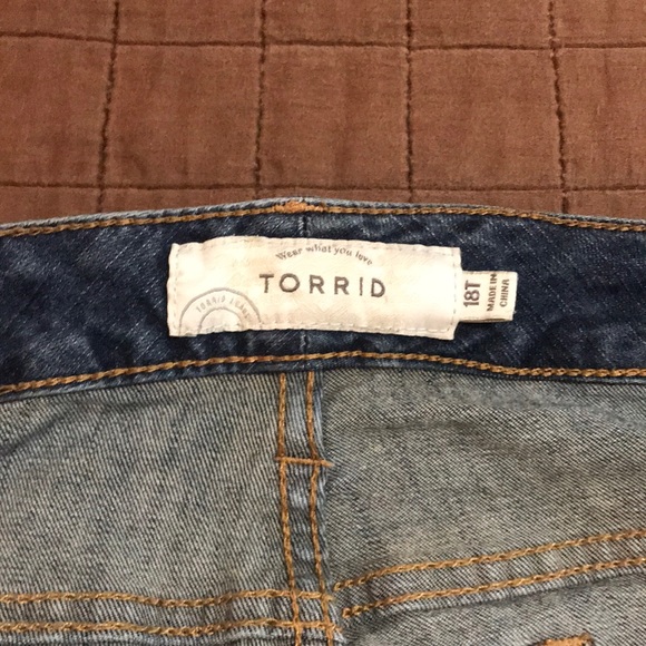 Torrid Relaxed Boot Jeans - Picture 2 of 6